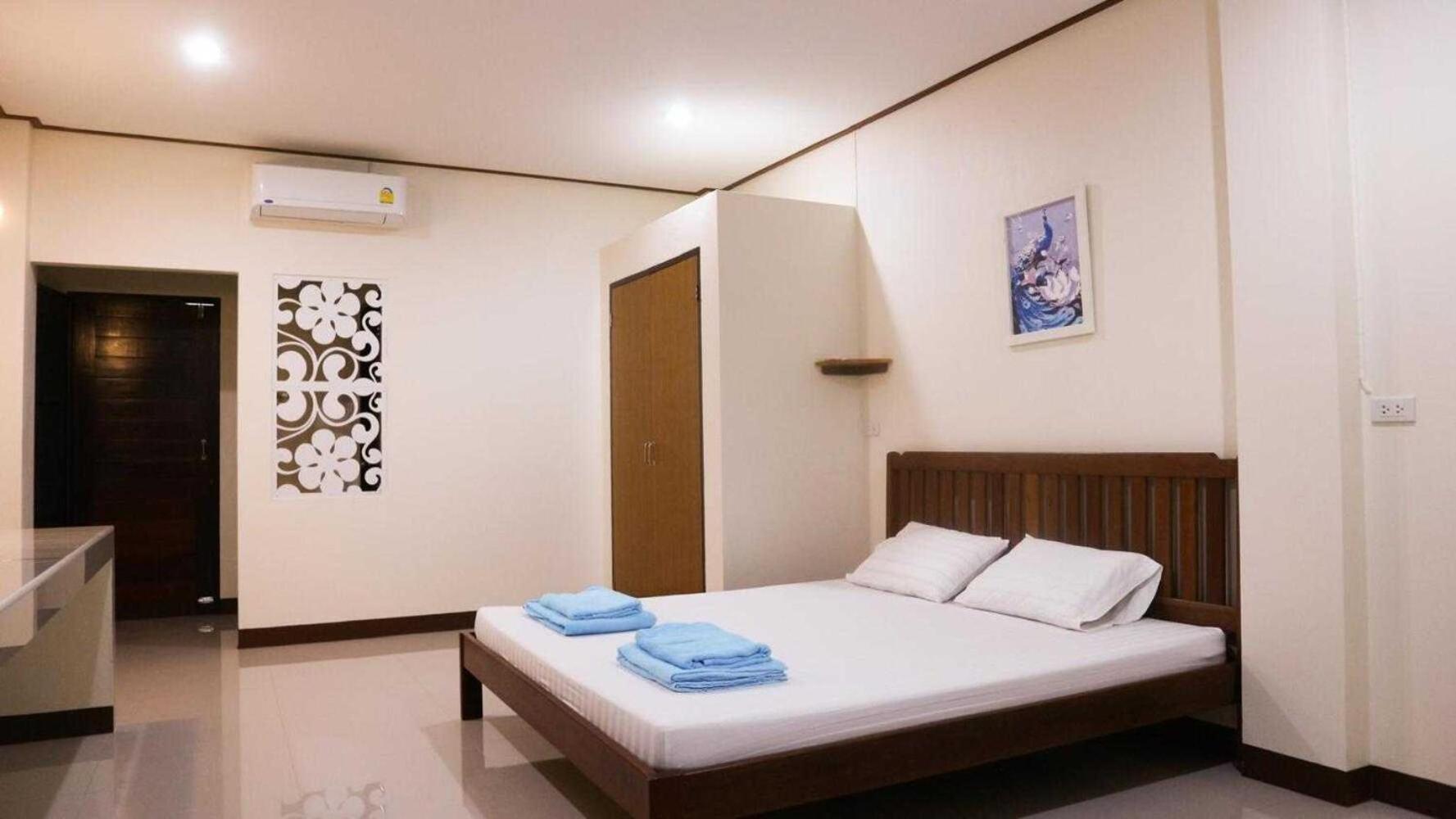 Capital O 75521 Sang Siri Apartment Samut Songkhram Exterior foto