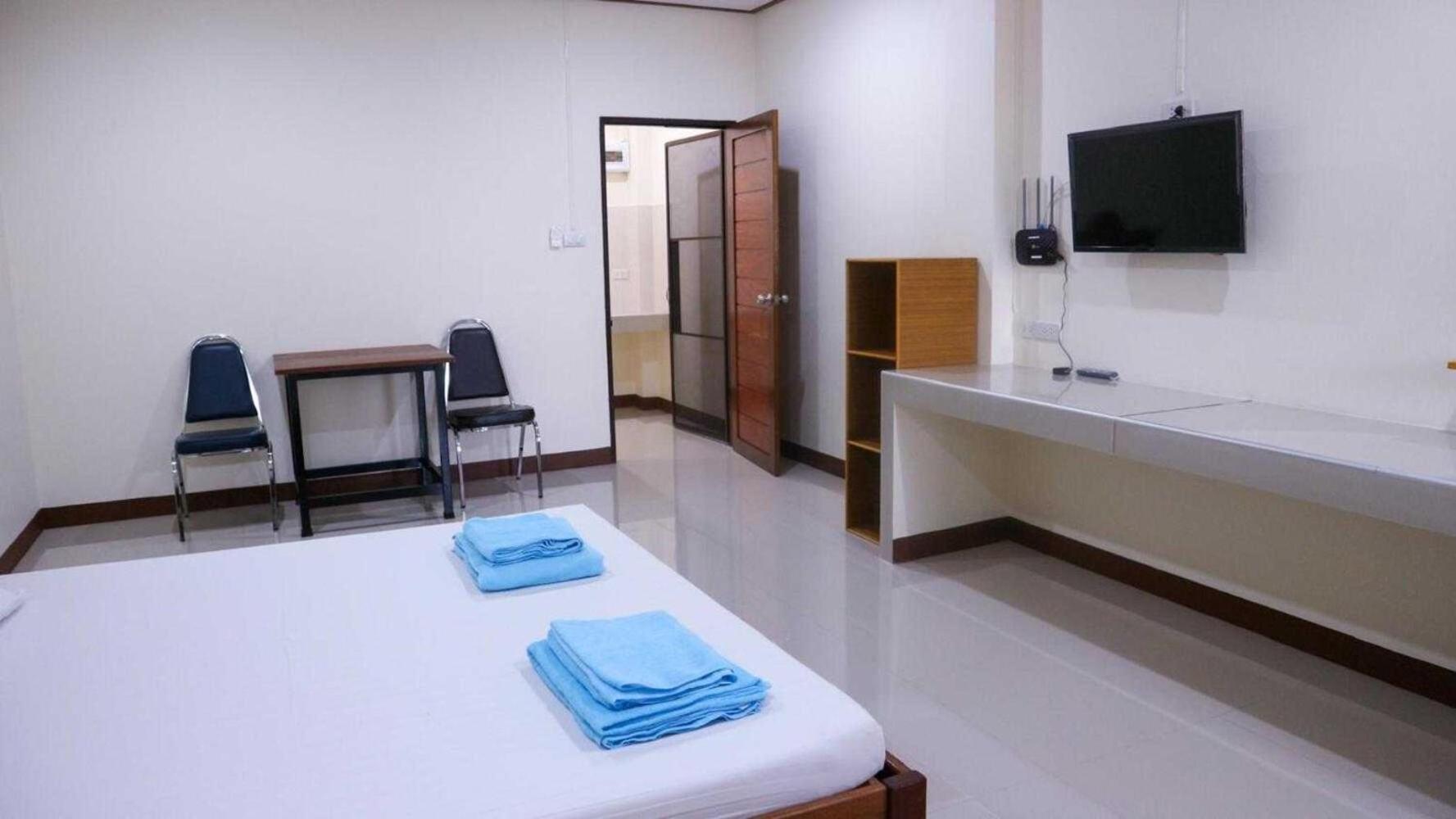 Capital O 75521 Sang Siri Apartment Samut Songkhram Exterior foto